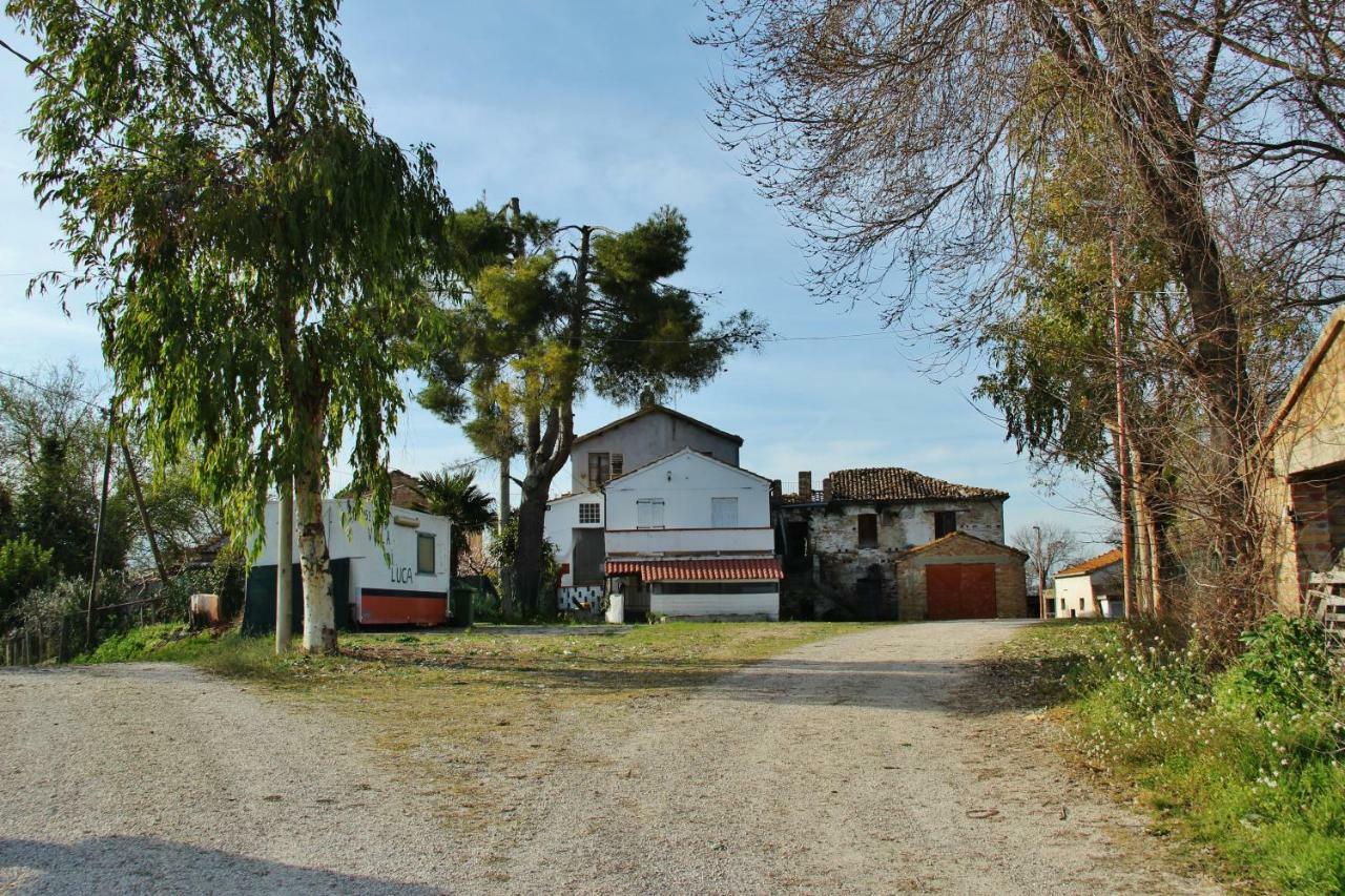 Casa Di Campagna Villa De Luca Bellante Exteriör bild